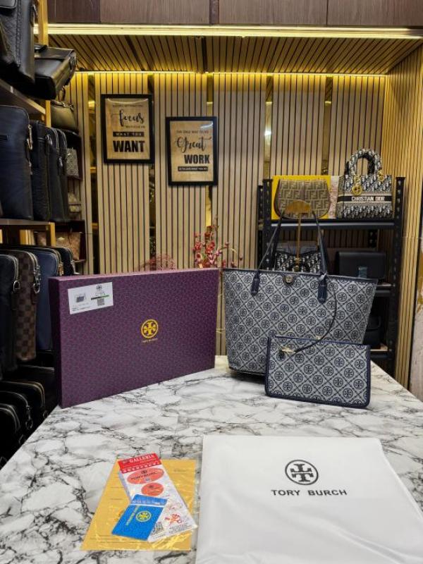 TORY BURC H MONOGRAM CANVAS TOTE WITH POUCH WITH OG BOX AND DUST BAG PREMIUM QUALITY (BLUE)