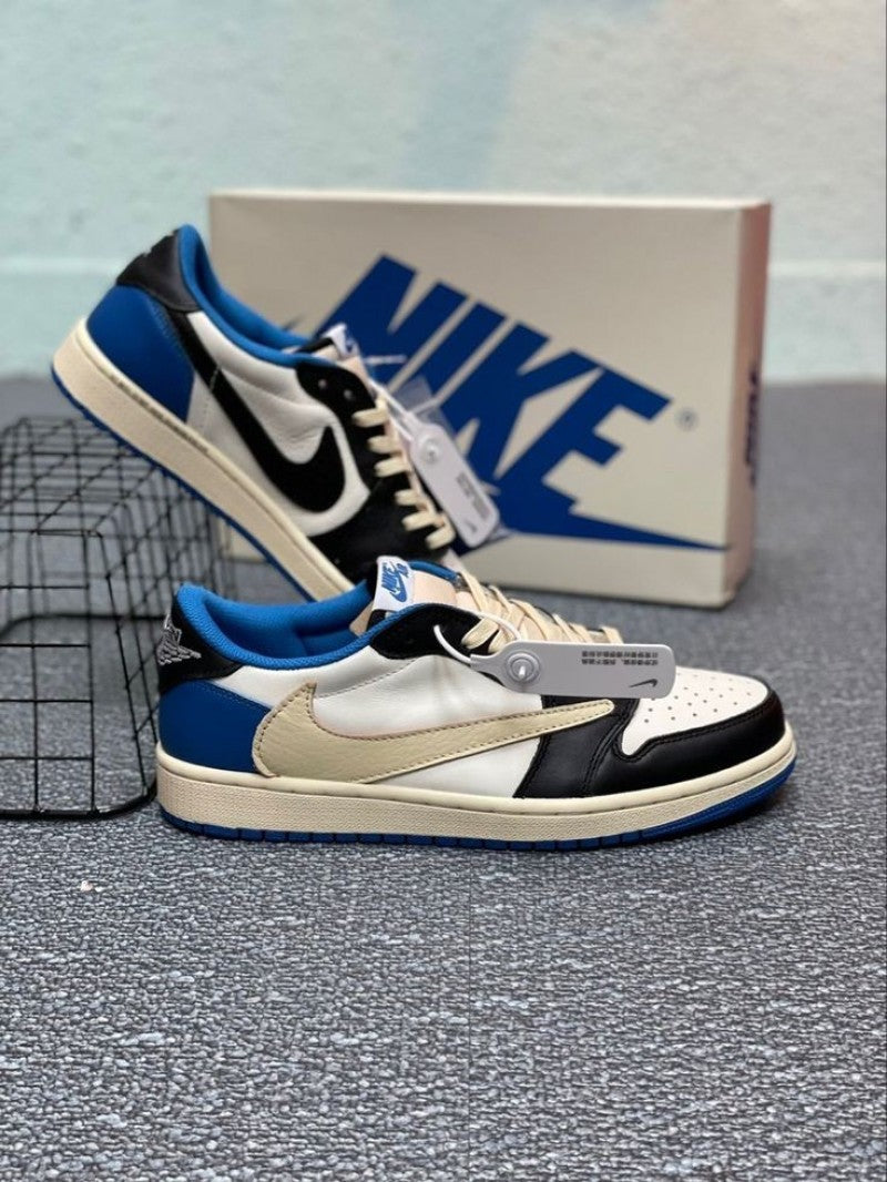 Air Jordan RETRO 1 X TRAVIS SCOTT FRAGMENT SEMI