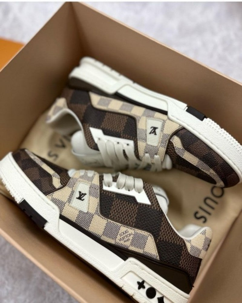 lv trainer sneaker checkered brown with full kit As3